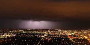 Severe weather alert: US prepares for major disruptions - Cover Image